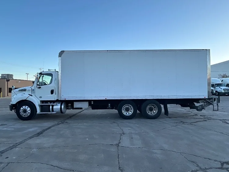 2020 Freightliner M2 112 - image 4