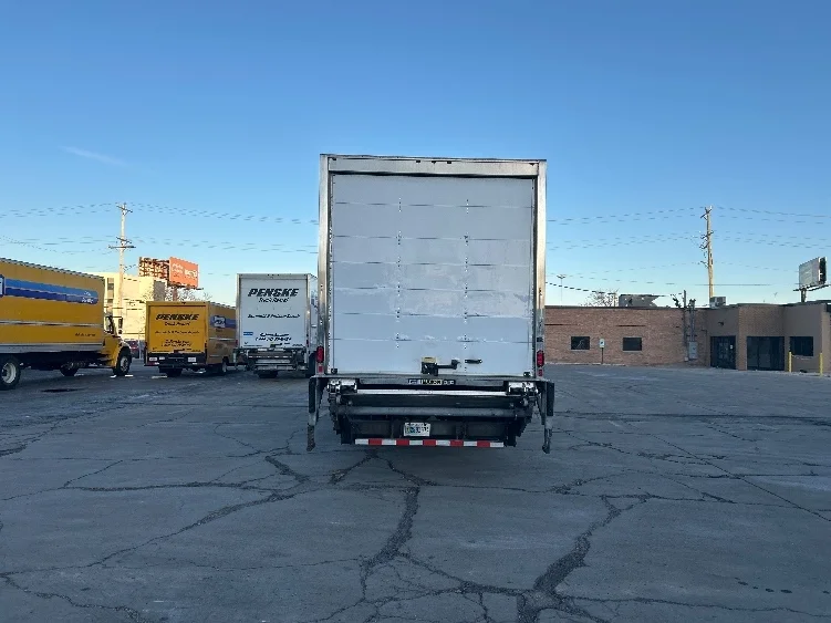 2020 Freightliner M2 112 - image 7