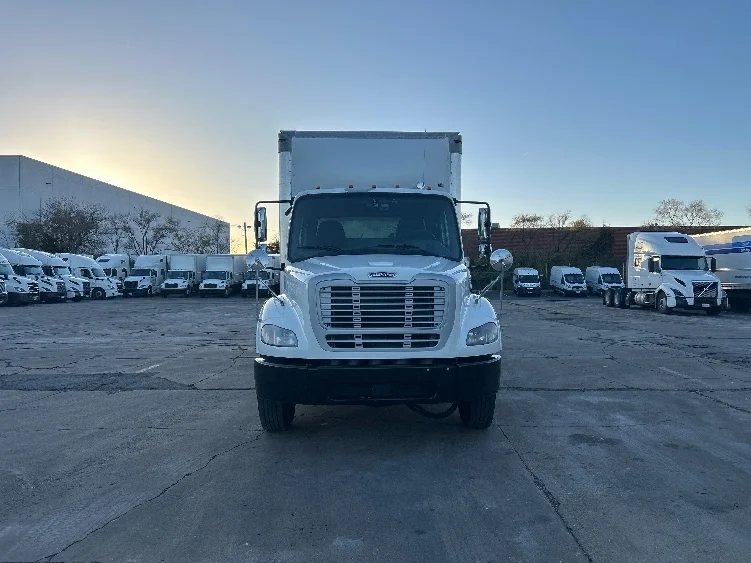 2020 Freightliner M2 112 - image 2