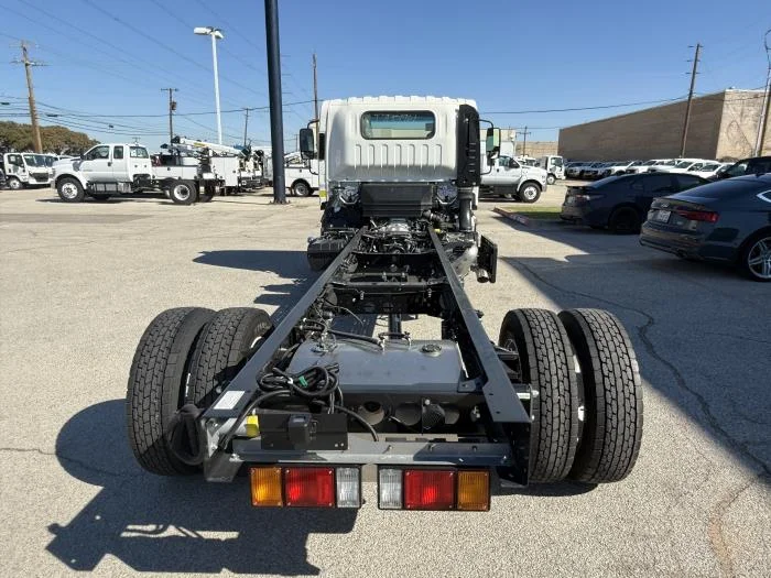 2026 Isuzu NRR - image 5