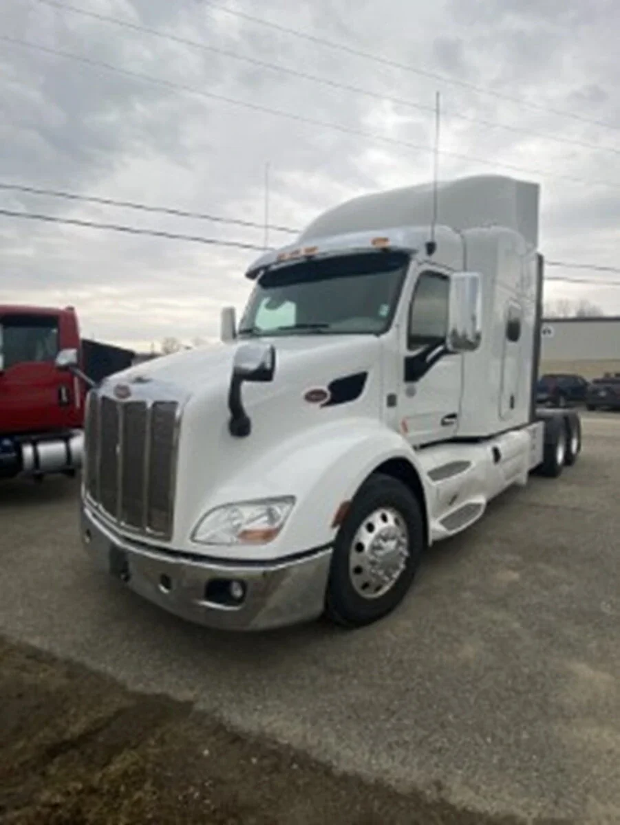 2020 Peterbilt 579 in Clarion, PA