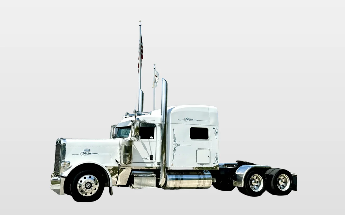 2019 Peterbilt 389 - image 1