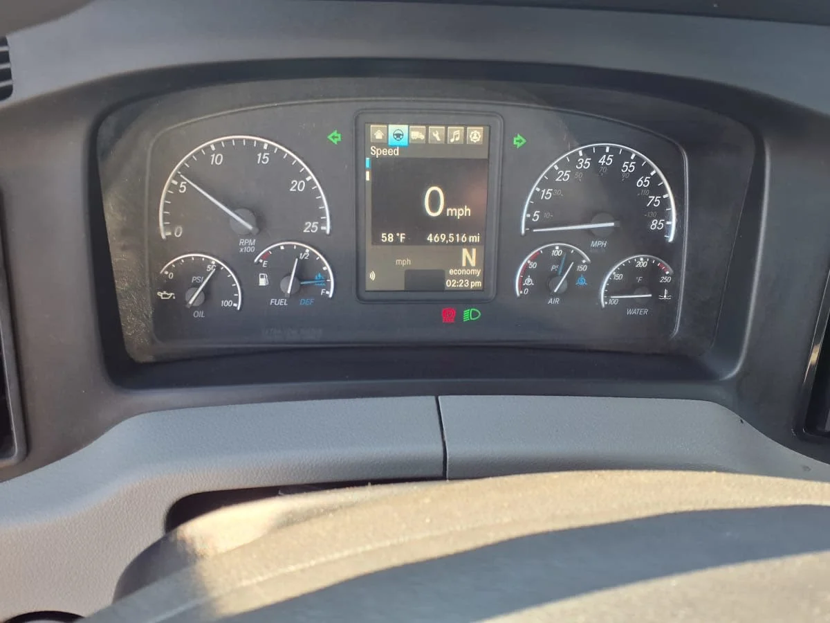 2019 Freightliner Cascadia in Fort Worth, TX — photo 10