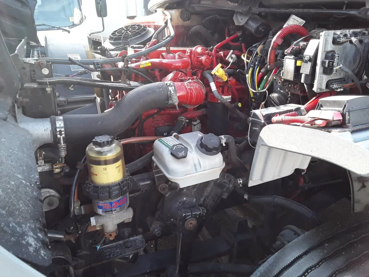 2018 Freightliner M2 106 - image 10