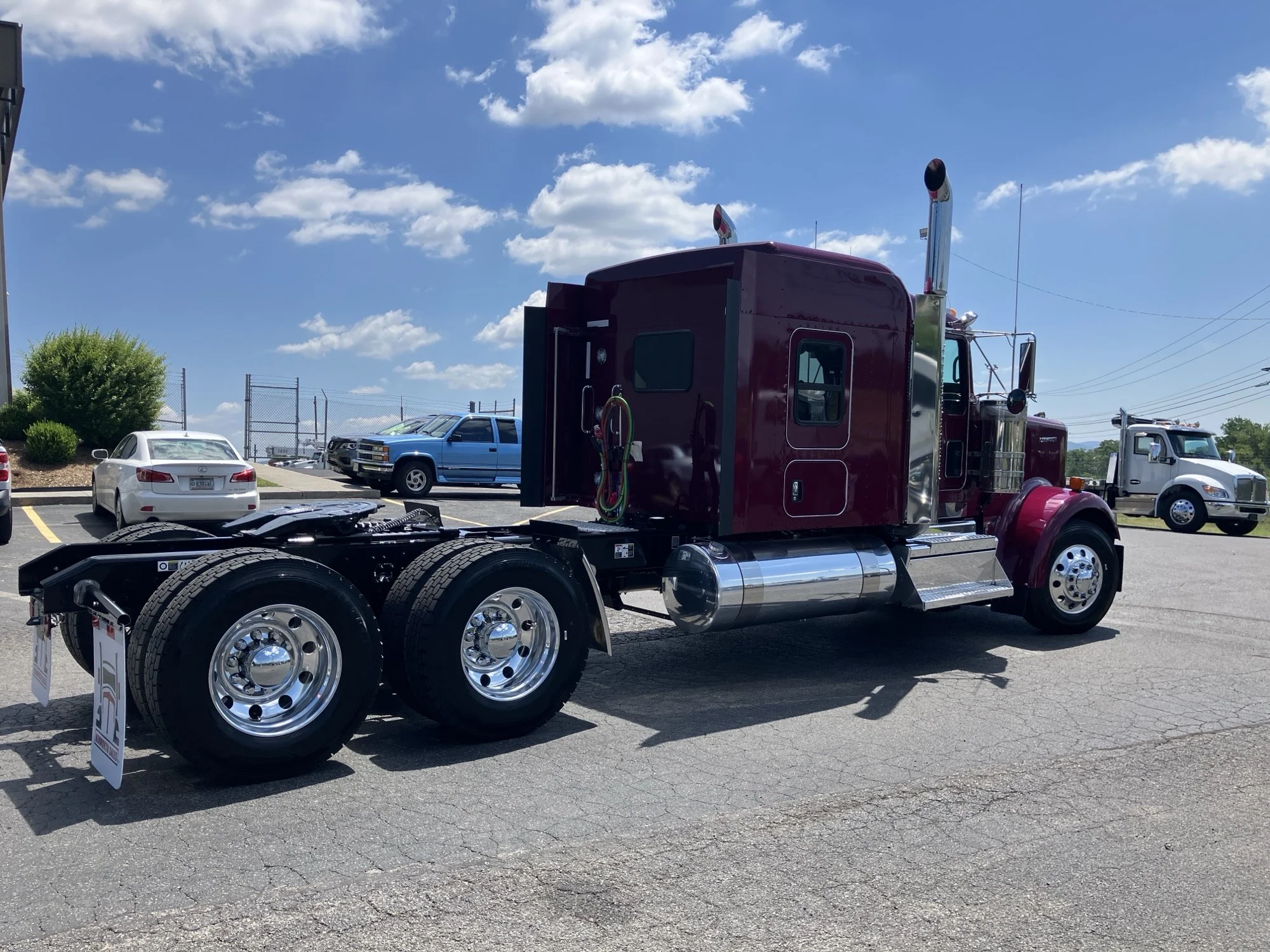 2027 Kenworth W900 in Roanoke, VA — photo 5