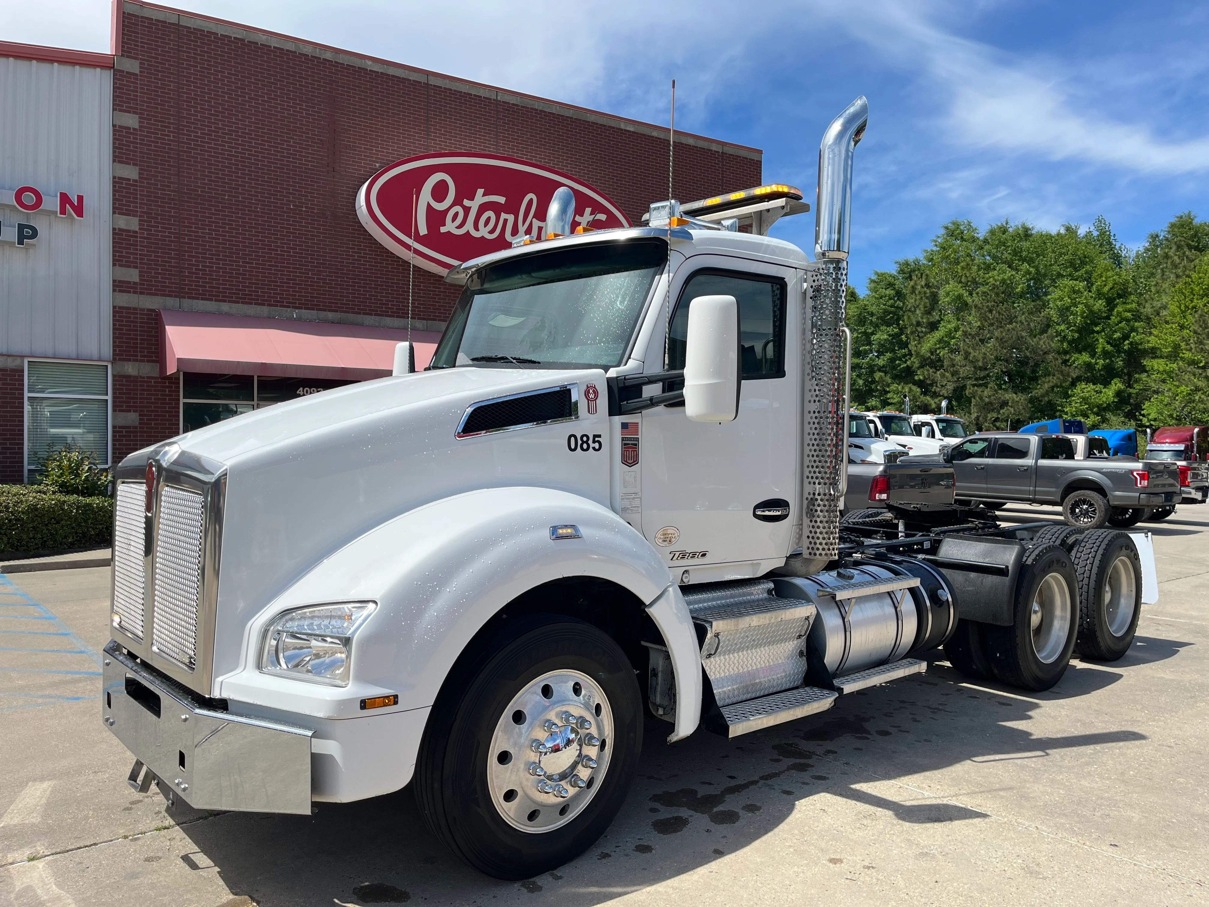 2021 Kenworth T880 in Hattiesburg, MS