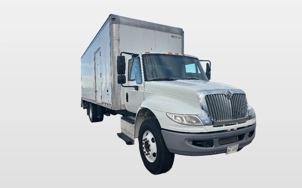 2015 International 4300 - image 1