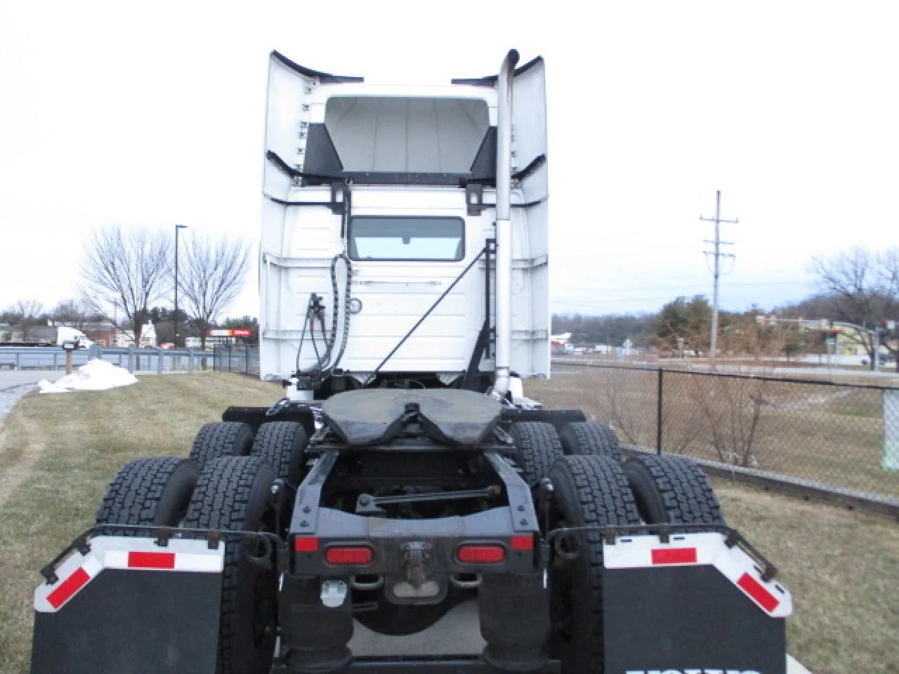 2021 Volvo VNR 640 in Hagerstown, MD — photo 6