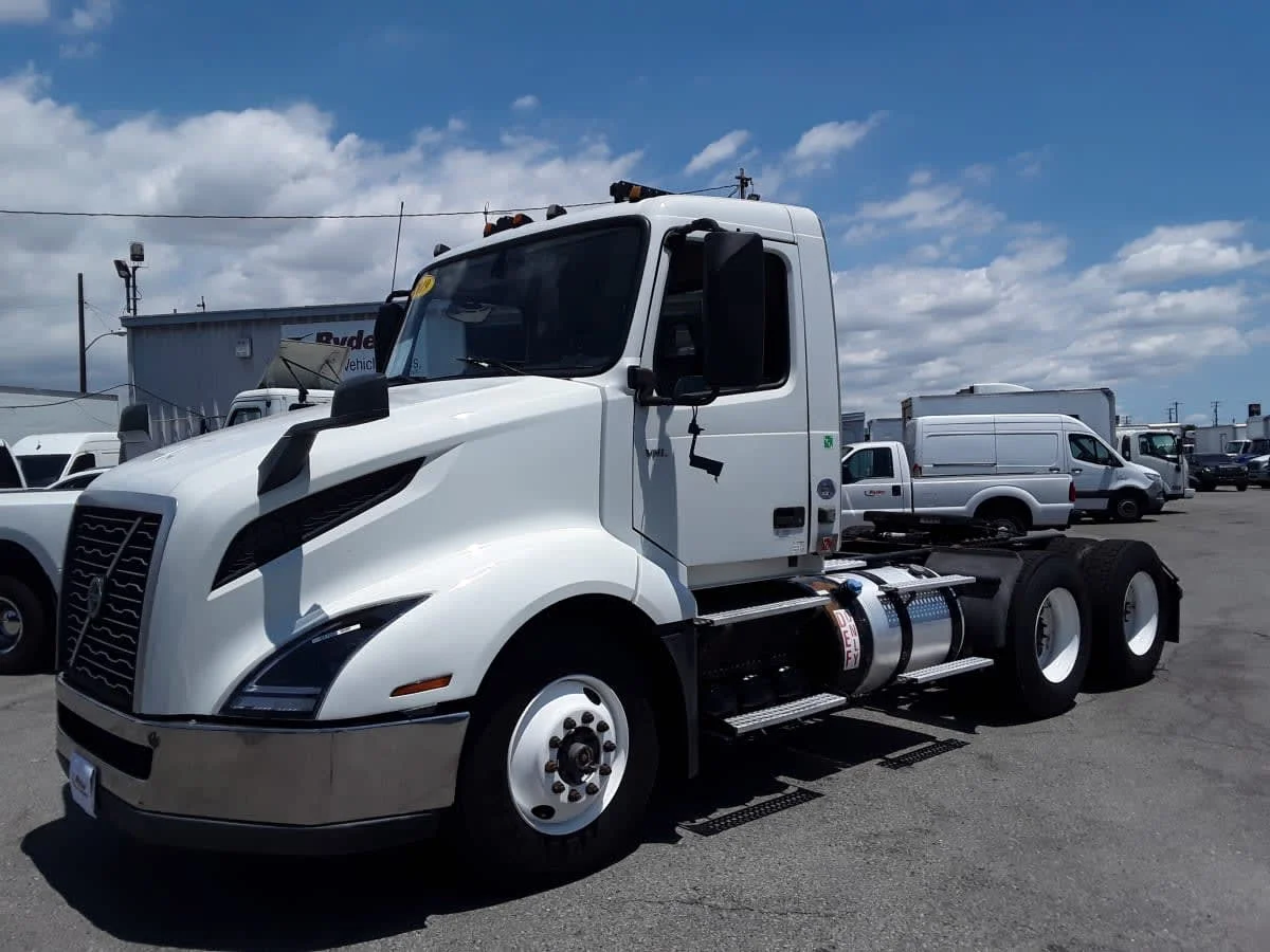 2019 Volvo VNL 860