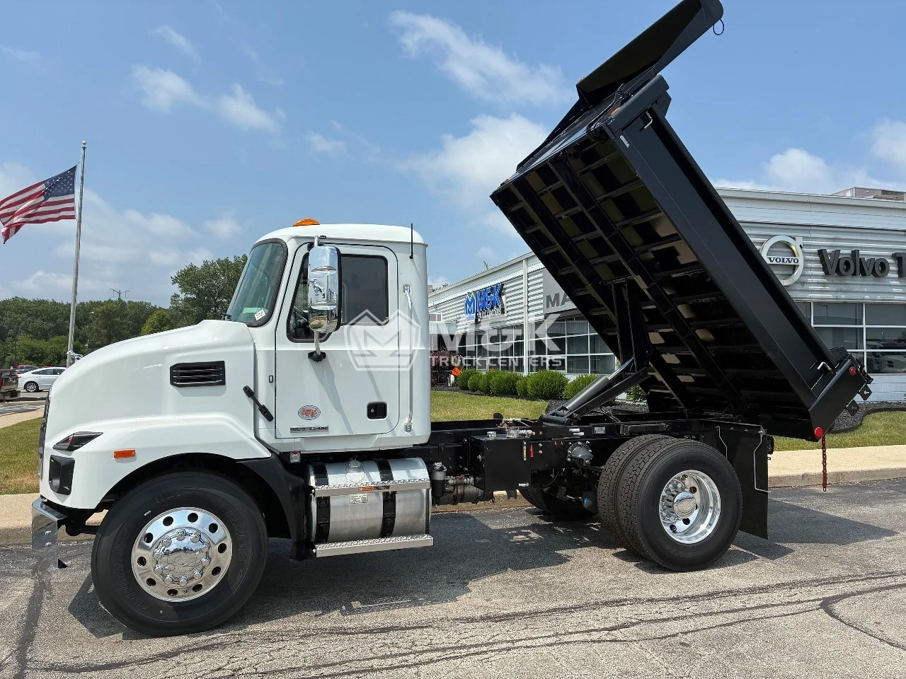 2026 Mack in Summit, IL — photo 2