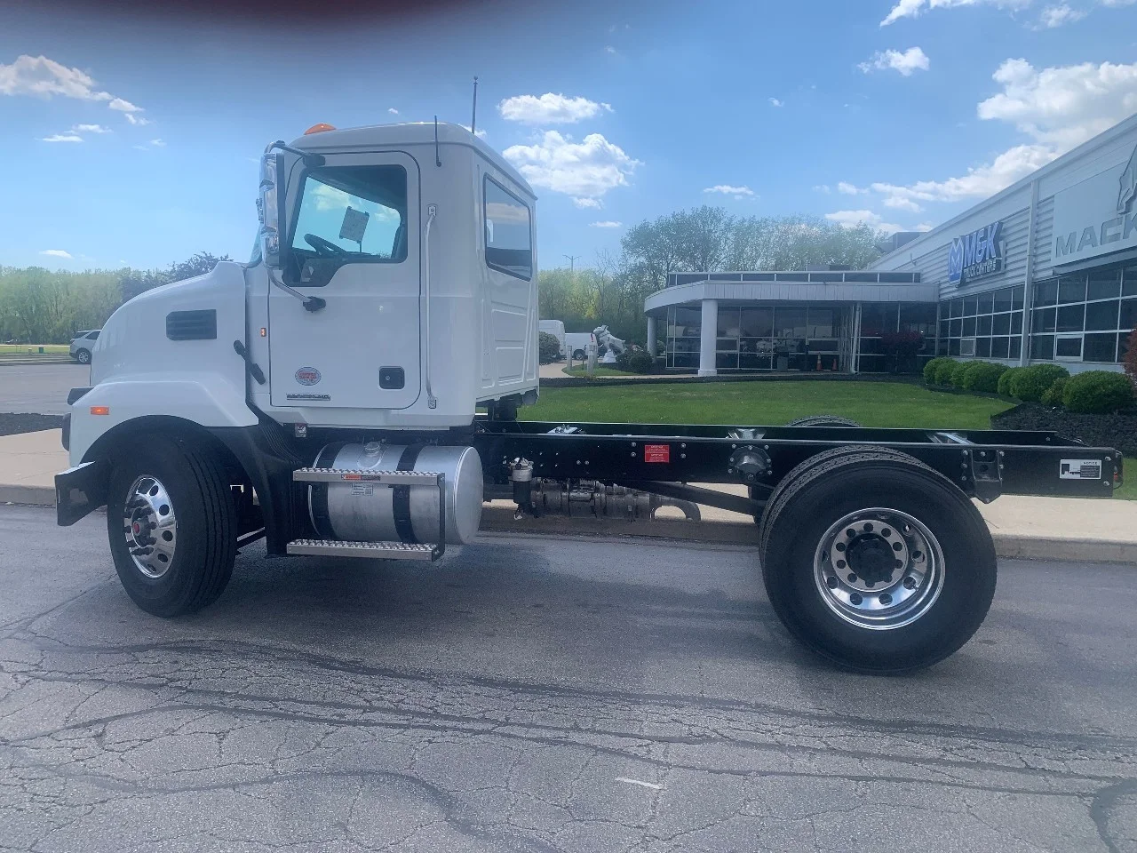 2026 Mack in Summit, IL — photo 13