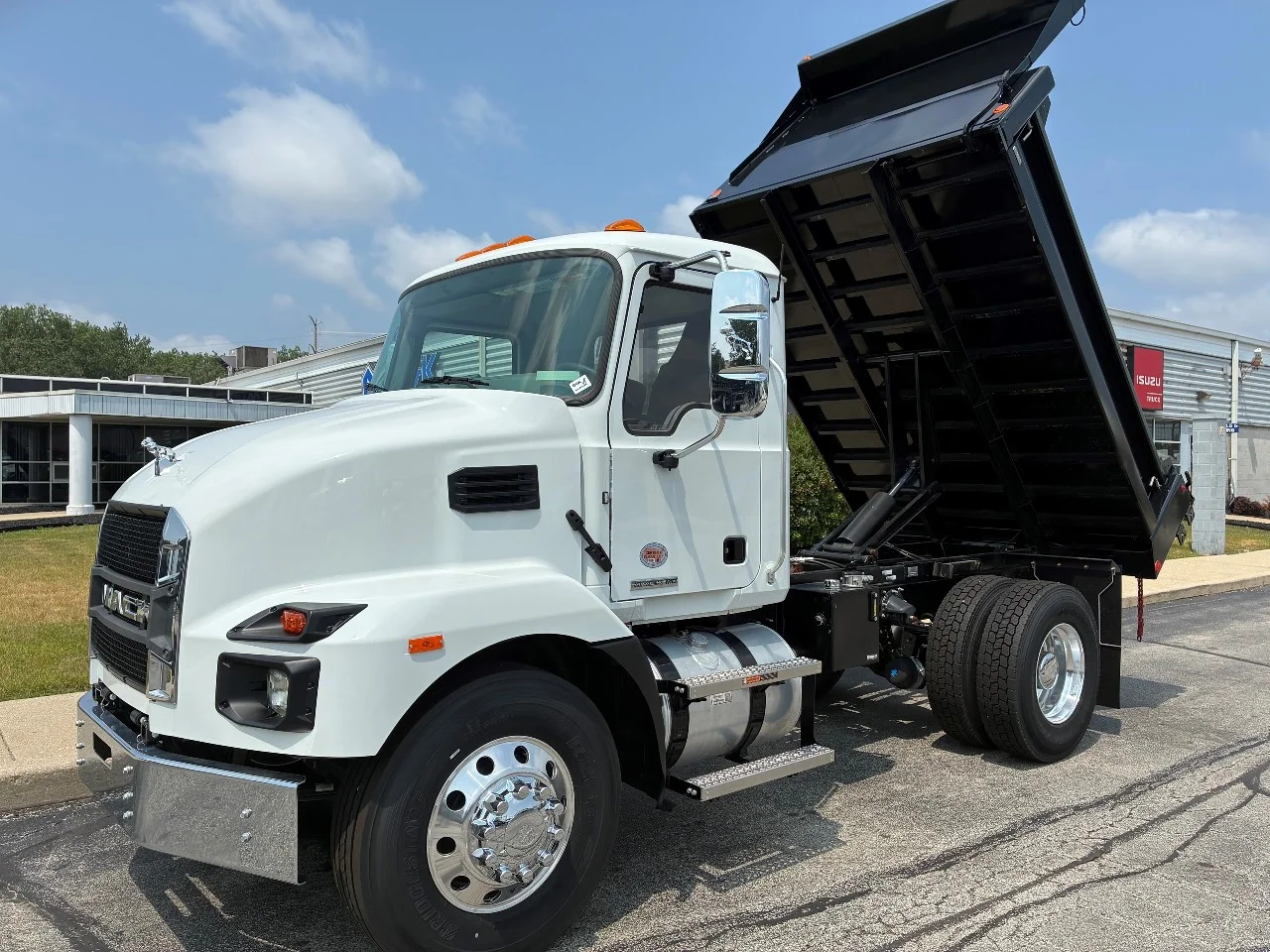 2026 Mack in Summit, IL — photo 8