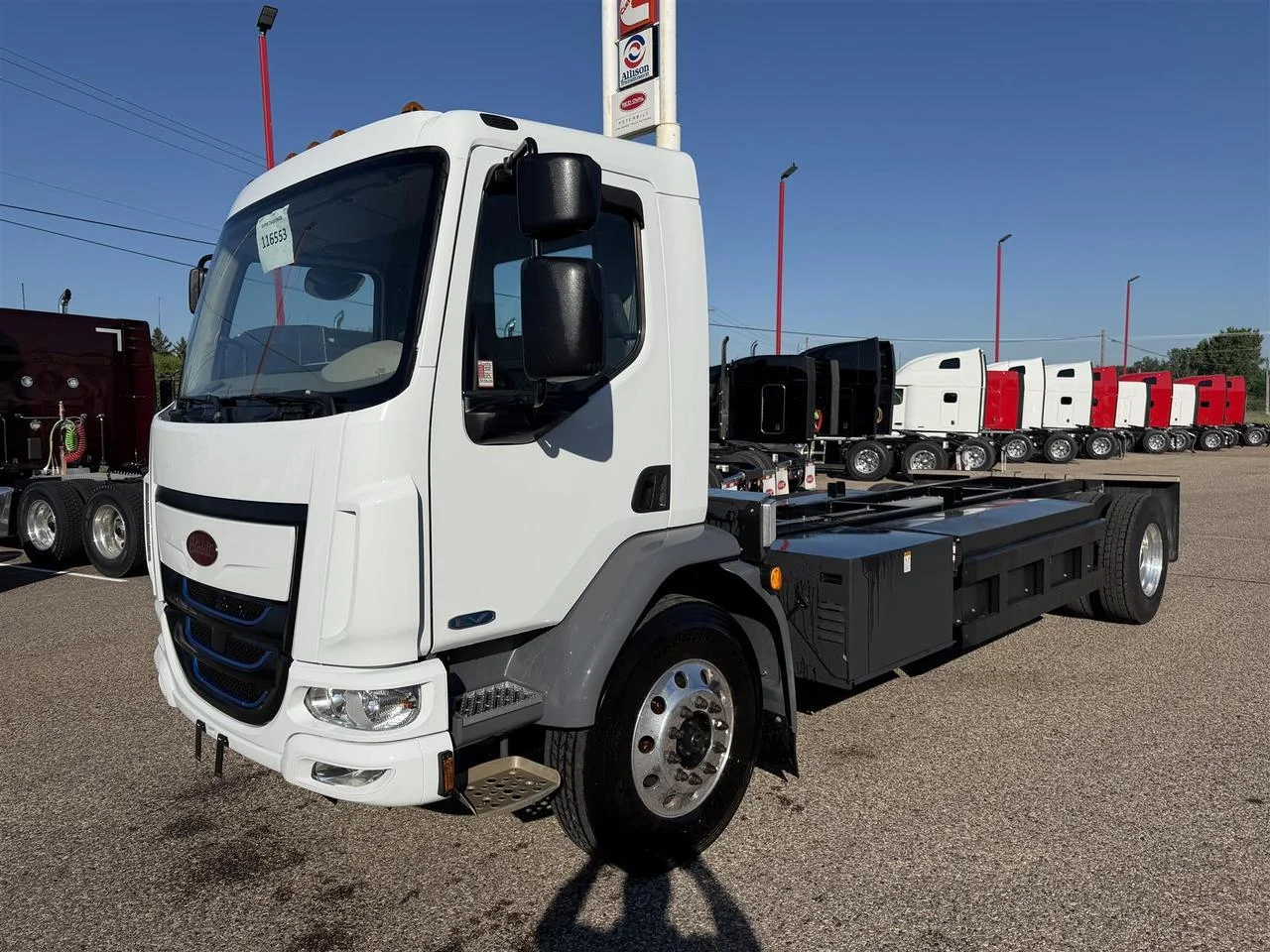 2025 Peterbilt 220EV in Eau Claire, WI — photo 12