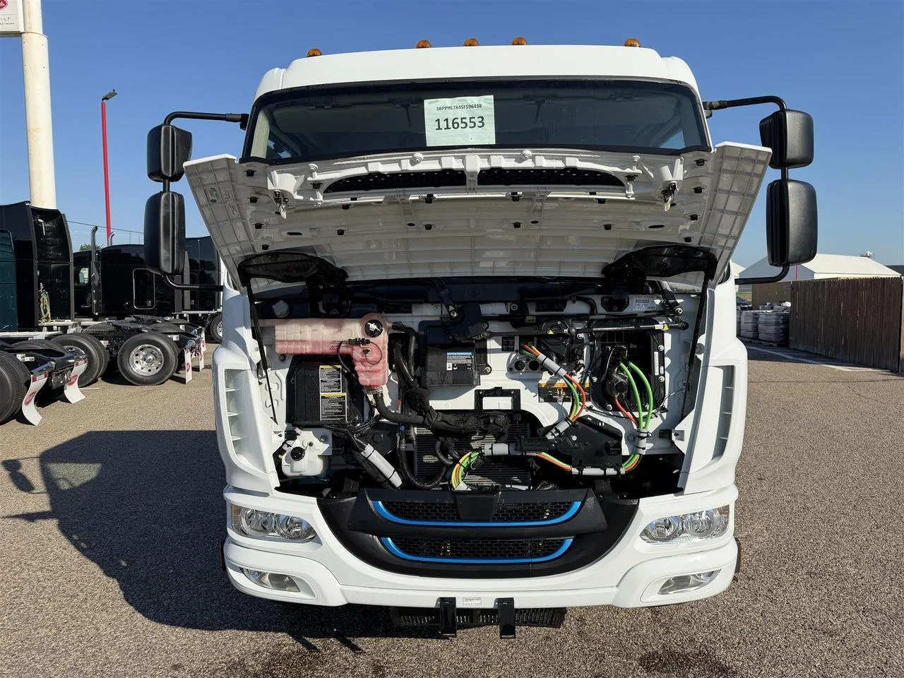 2025 Peterbilt 220EV in Eau Claire, WI — photo 4