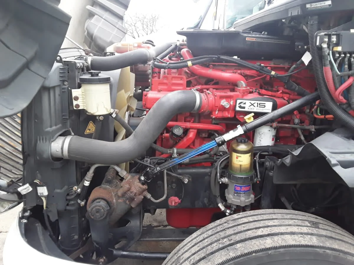 2020 International LT - image 17