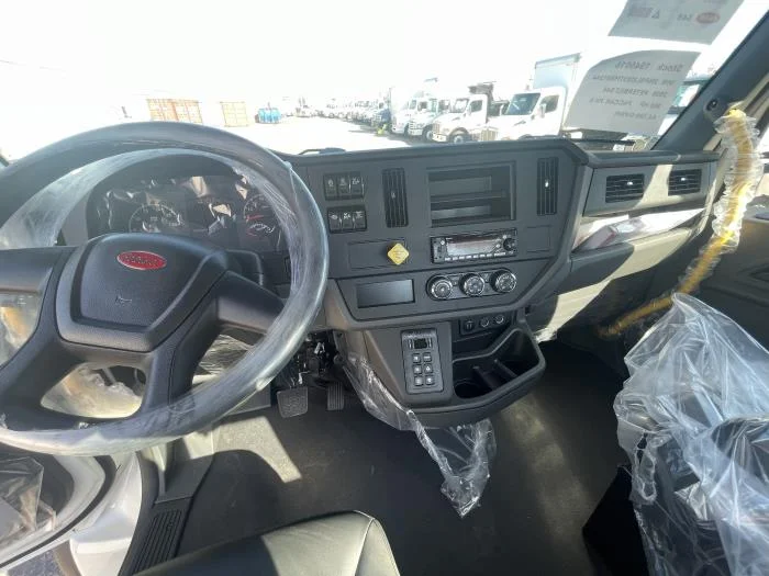 2026 Peterbilt 548 - image 17
