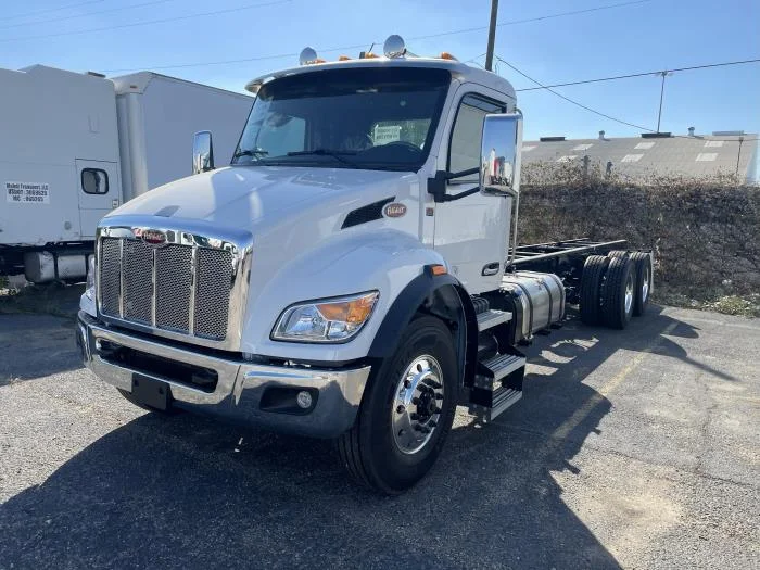 2026 Peterbilt 548 - image 3