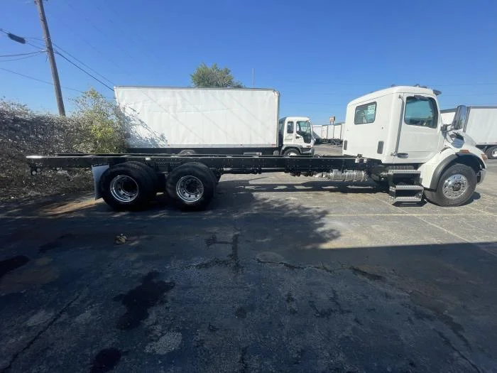 2026 Peterbilt 548 - image 9