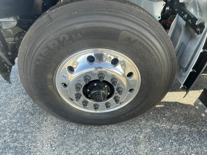 2026 Peterbilt 548 - image 14