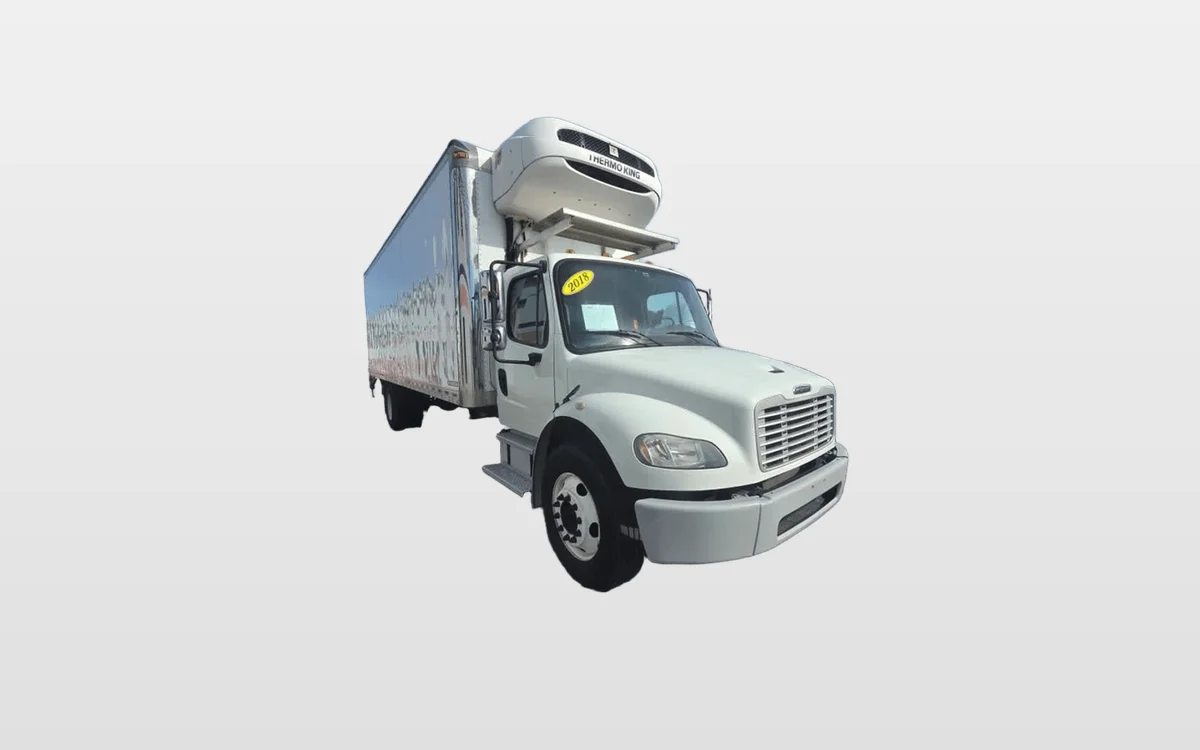 2018 Freightliner M2 106 - image 1