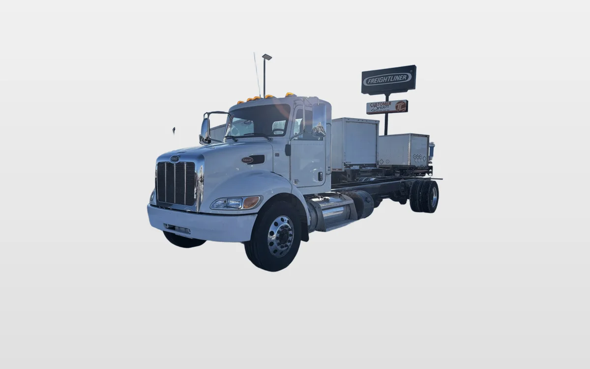 2021 Peterbilt - image 1