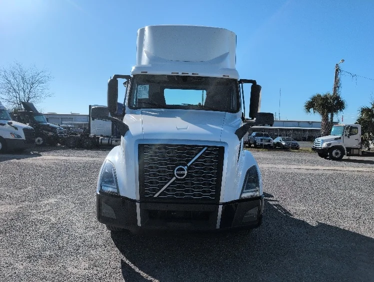 2019 Volvo in Ocala, FL — photo 2