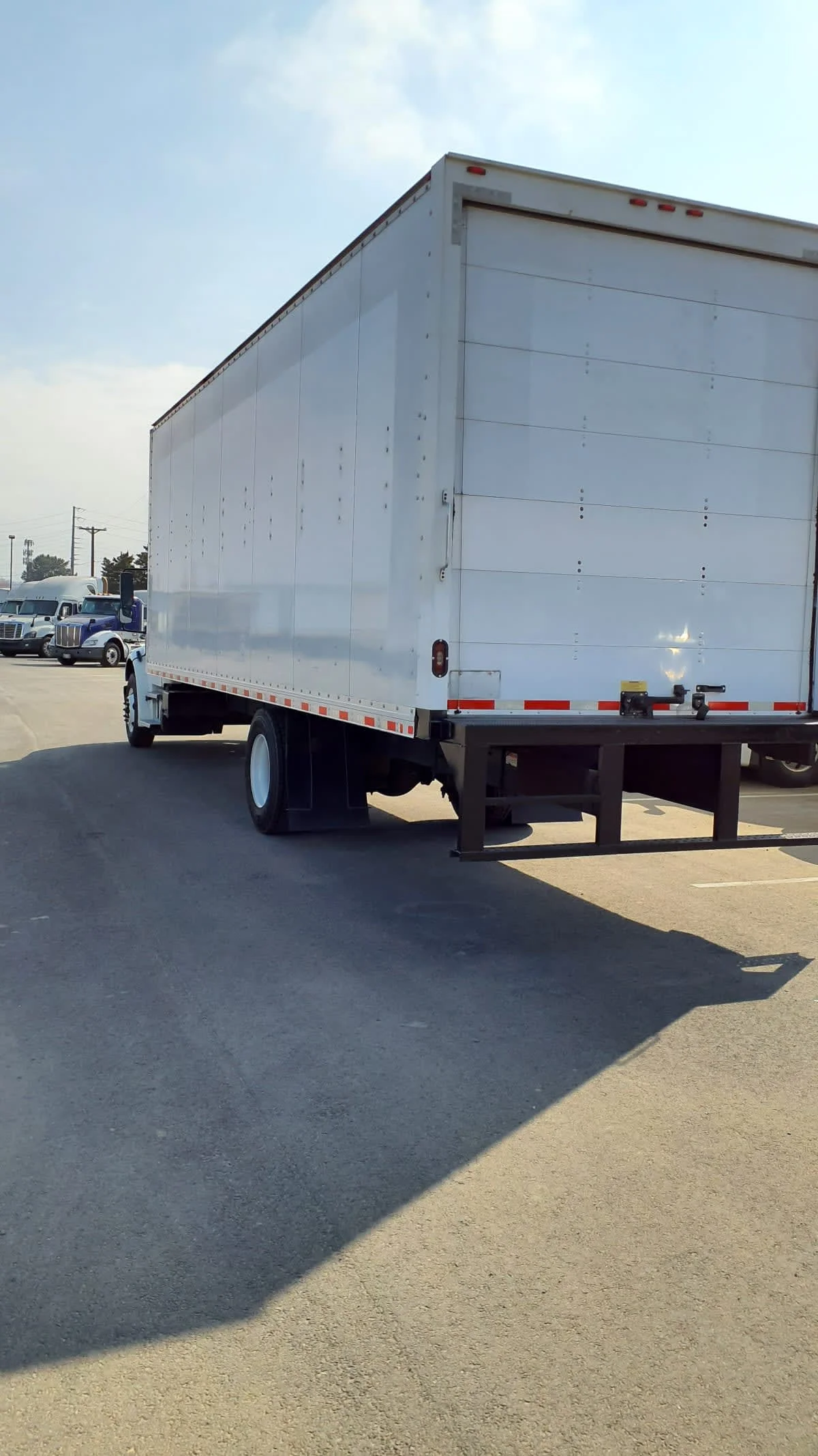 2019 Freightliner M2 106 in Tacoma, WA — photo 6