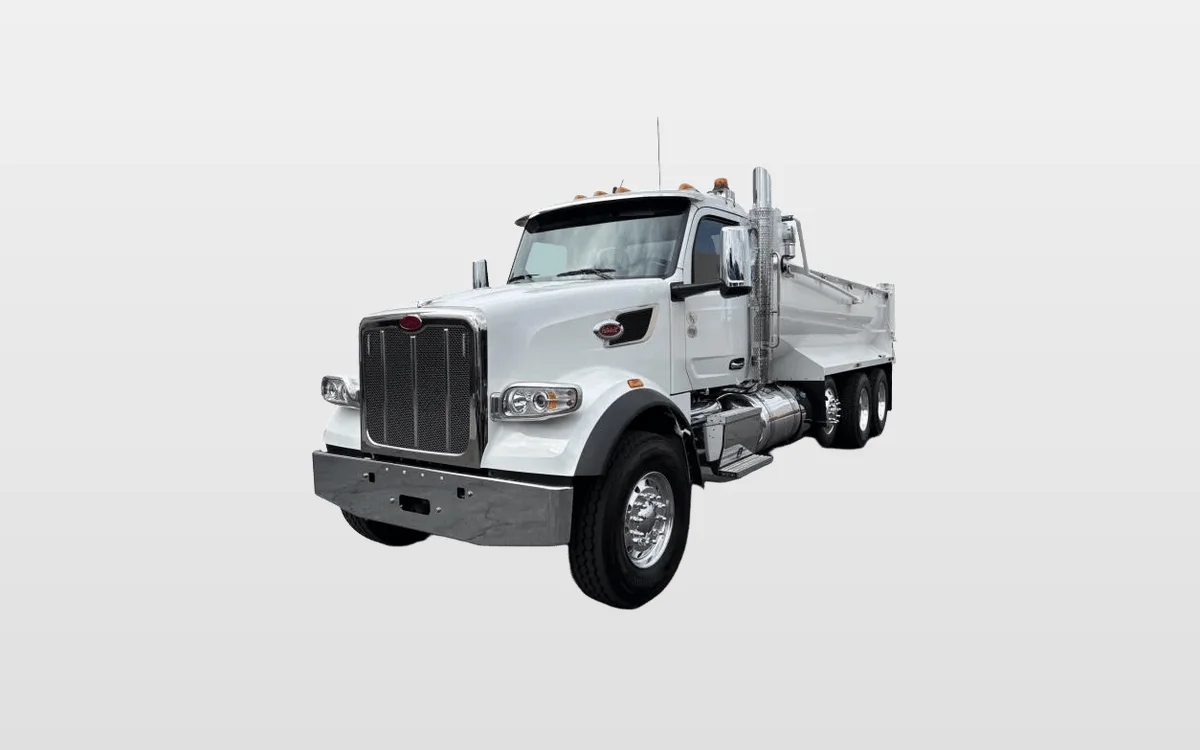 2027 Peterbilt 567 - image 1