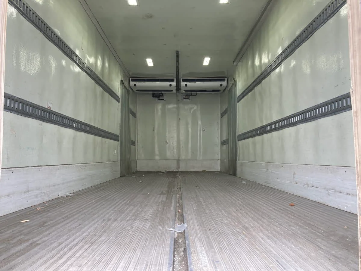 2021 Freightliner M2 106 in Springfield, MA — photo 7