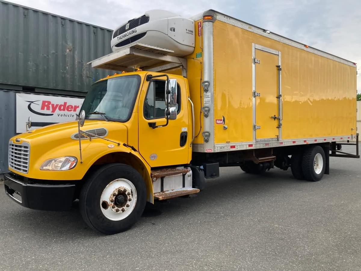 2021 Freightliner M2 106
