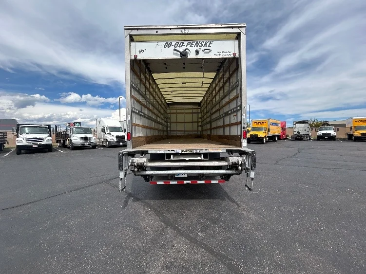 2022 Freightliner M2 106 - image 8