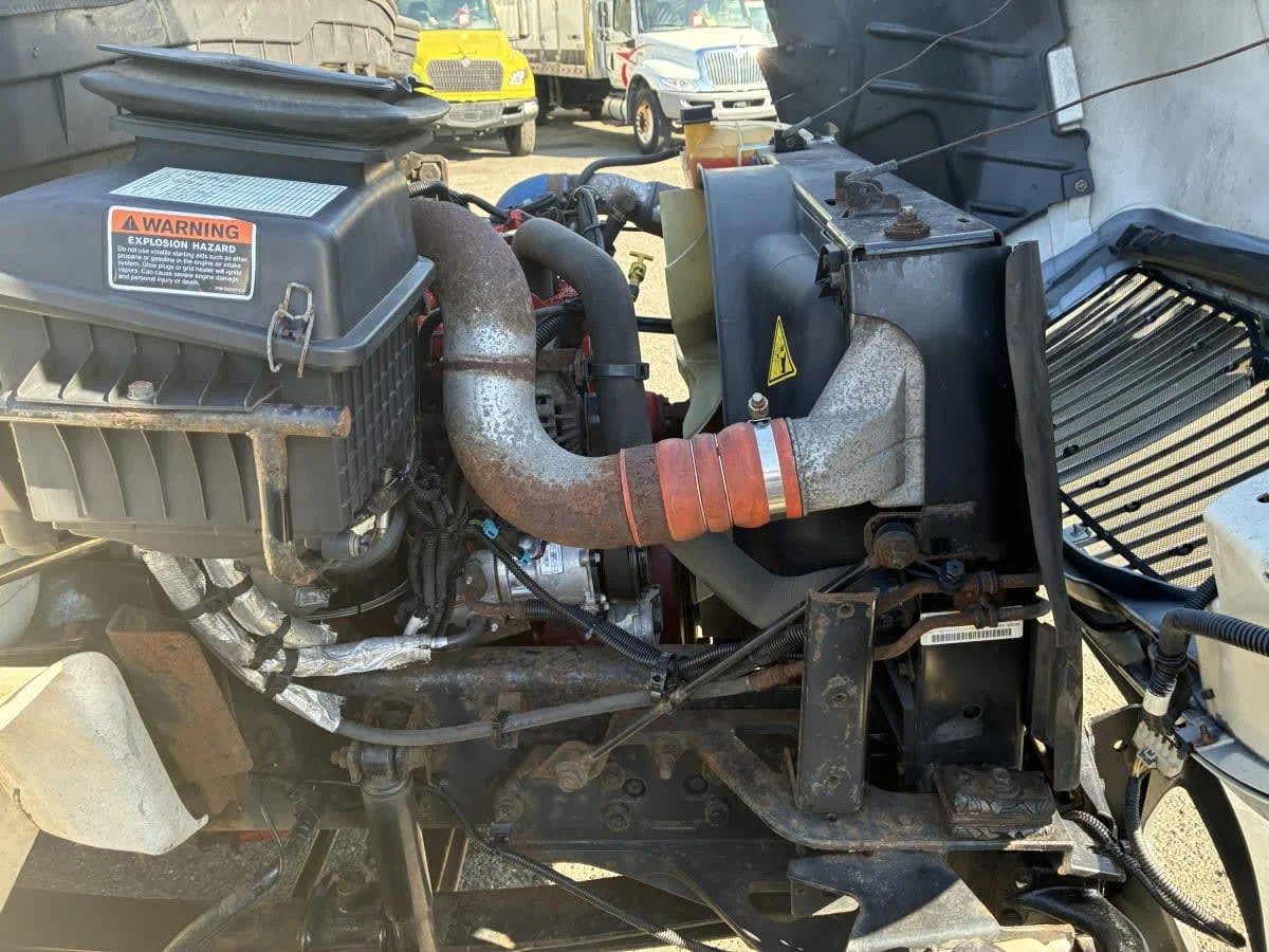 2016 International 4300 in Newark, NJ — photo 13