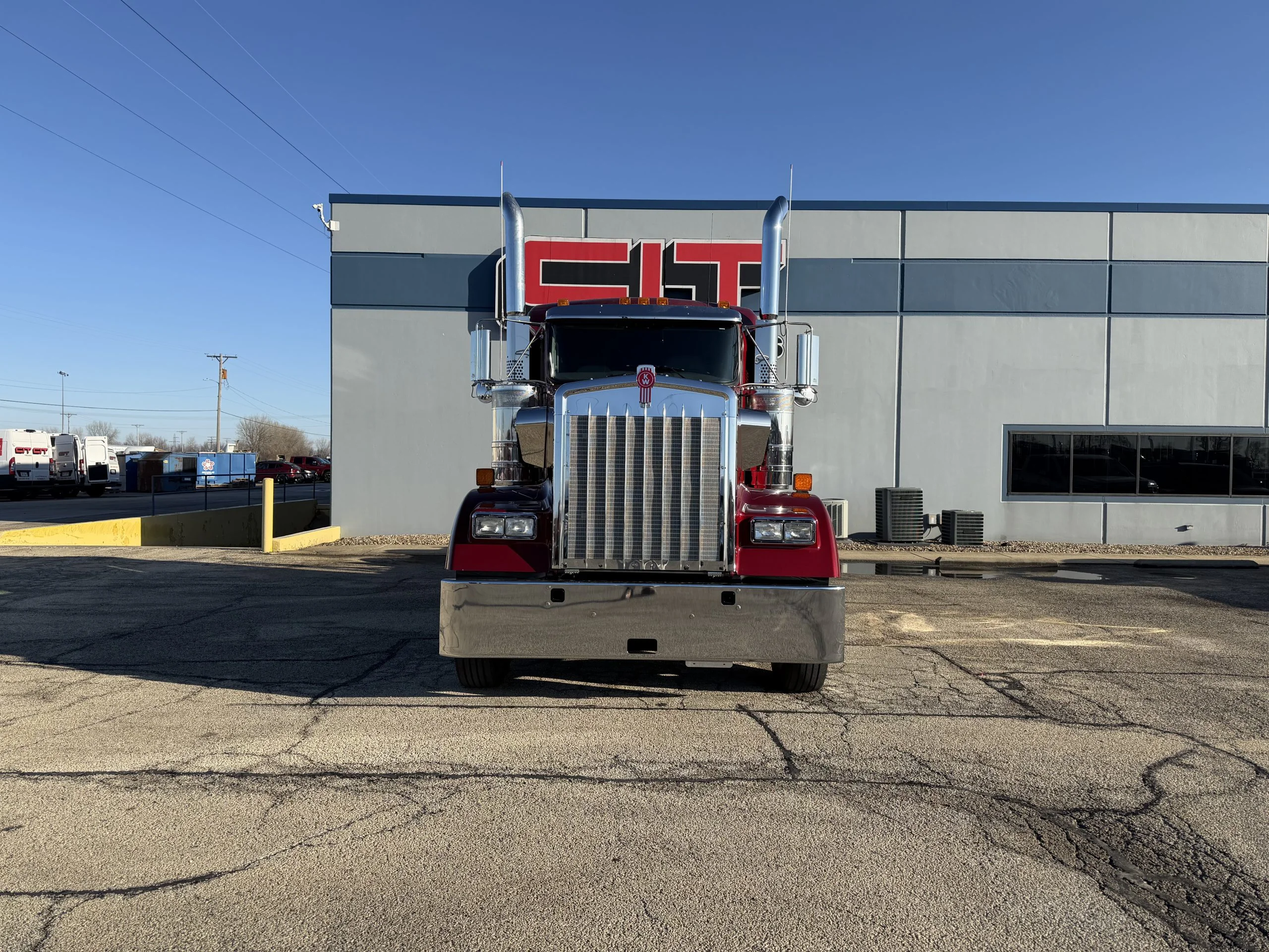 2027 Kenworth W900 - image 2