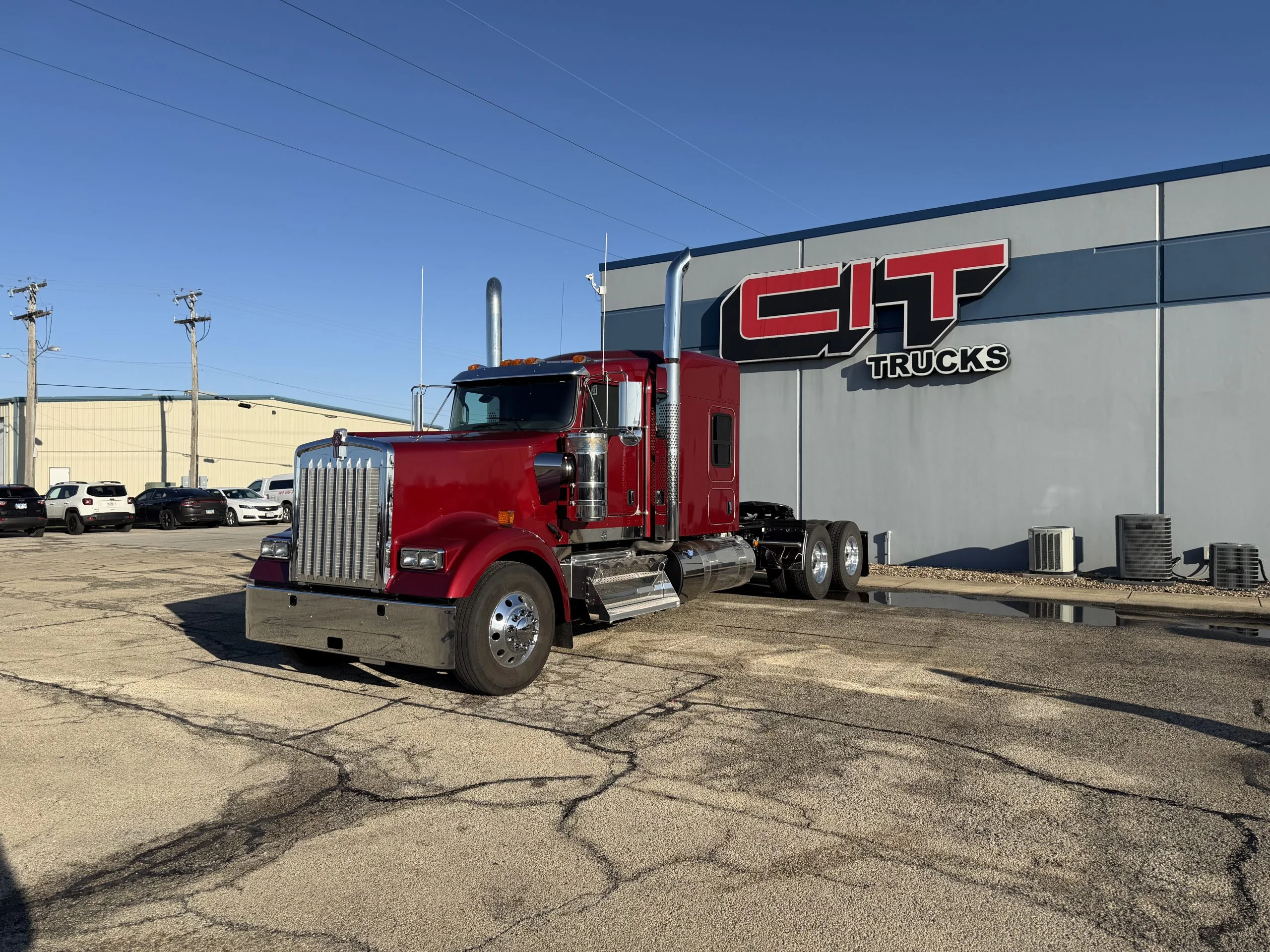2027 Kenworth W900 in Springfield, IL