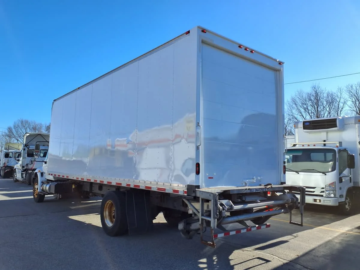 2019 International 4300 - image 6