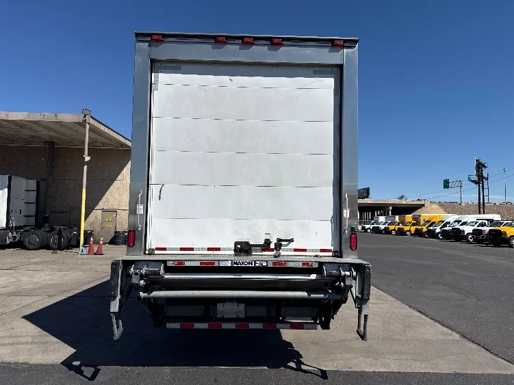 2020 Freightliner M2 106 in Phoenix, AZ — photo 7