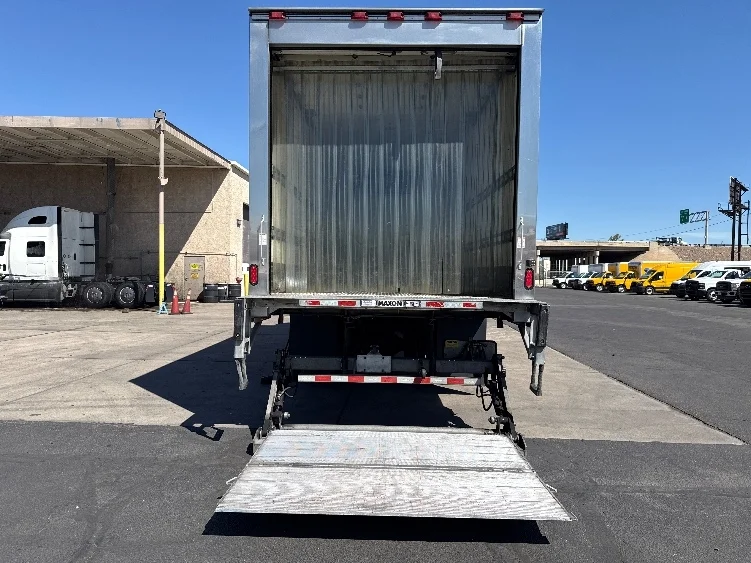 2020 Freightliner M2 106 in Phoenix, AZ — photo 9