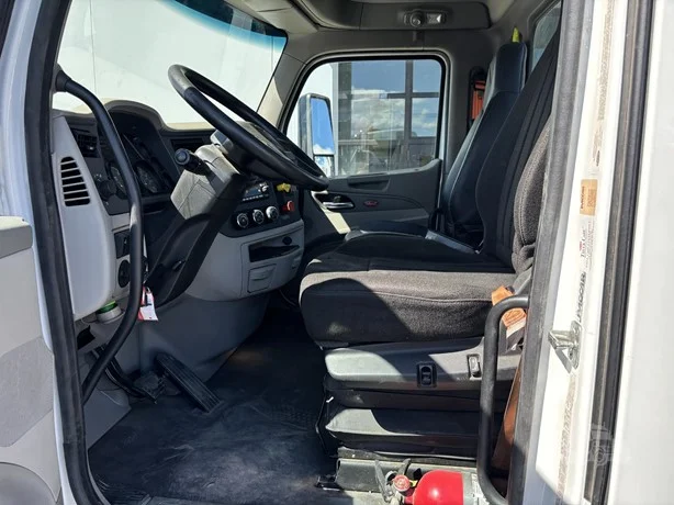 2021 Peterbilt 579 in Salt Lake City, UT — photo 9