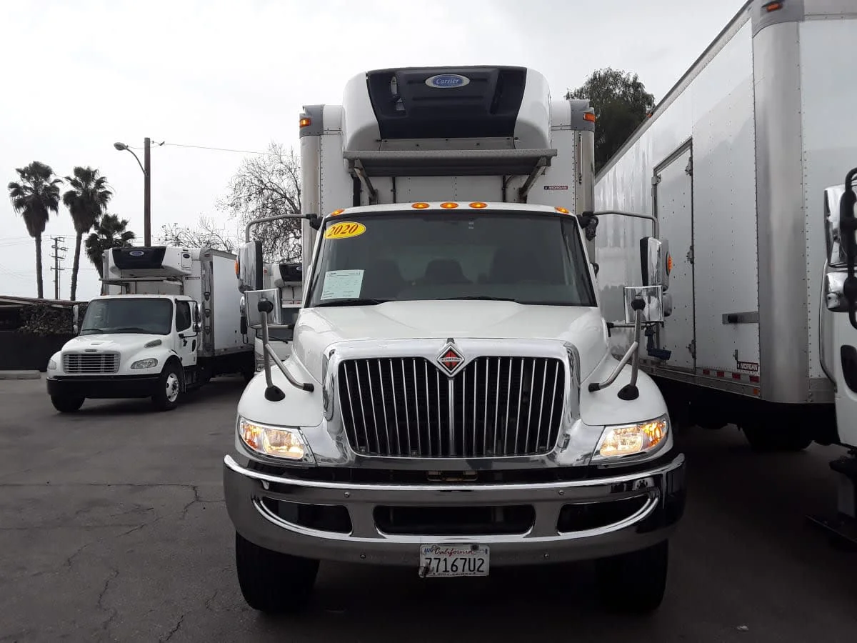 2020 International MV - image 2