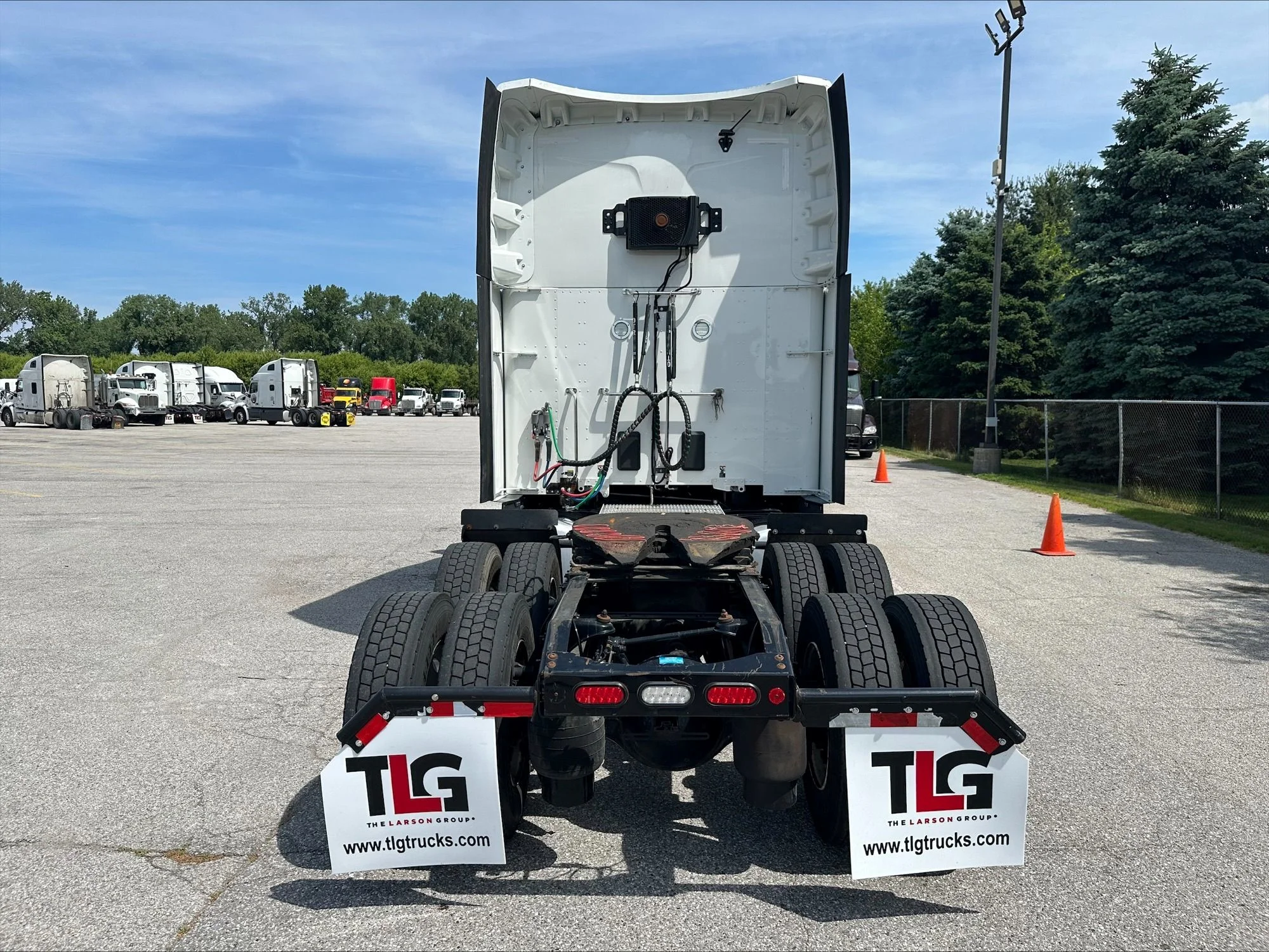 2021 Peterbilt 579 in Portland, OR — photo 4