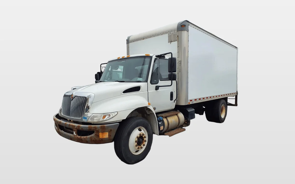 2018 International 4300 - image 1