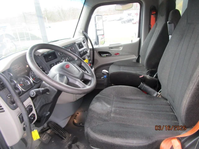 2019 Peterbilt 567 in Butler, PA — photo 10