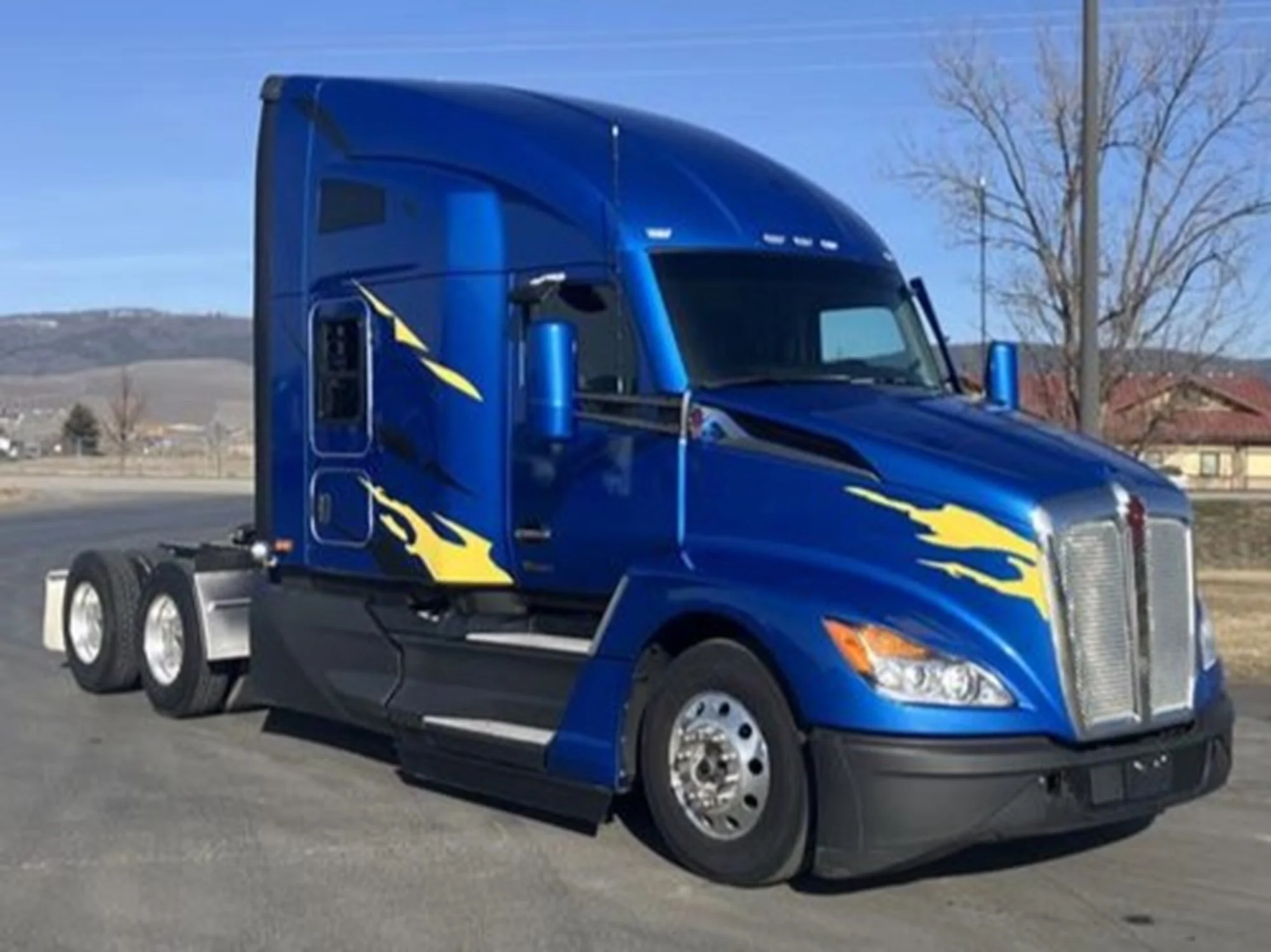 2023 Kenworth T680 - image 3