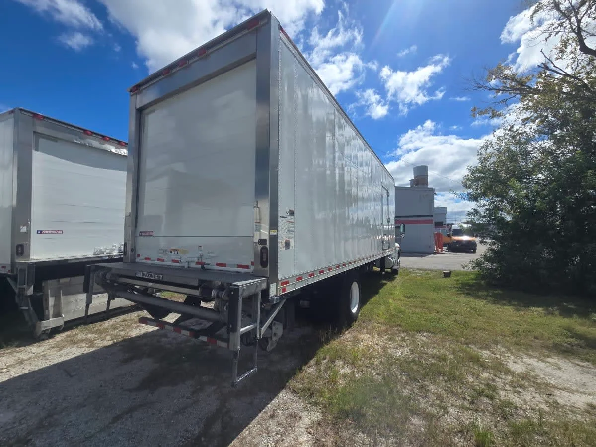 2022 International MV in Tampa, FL — photo 6