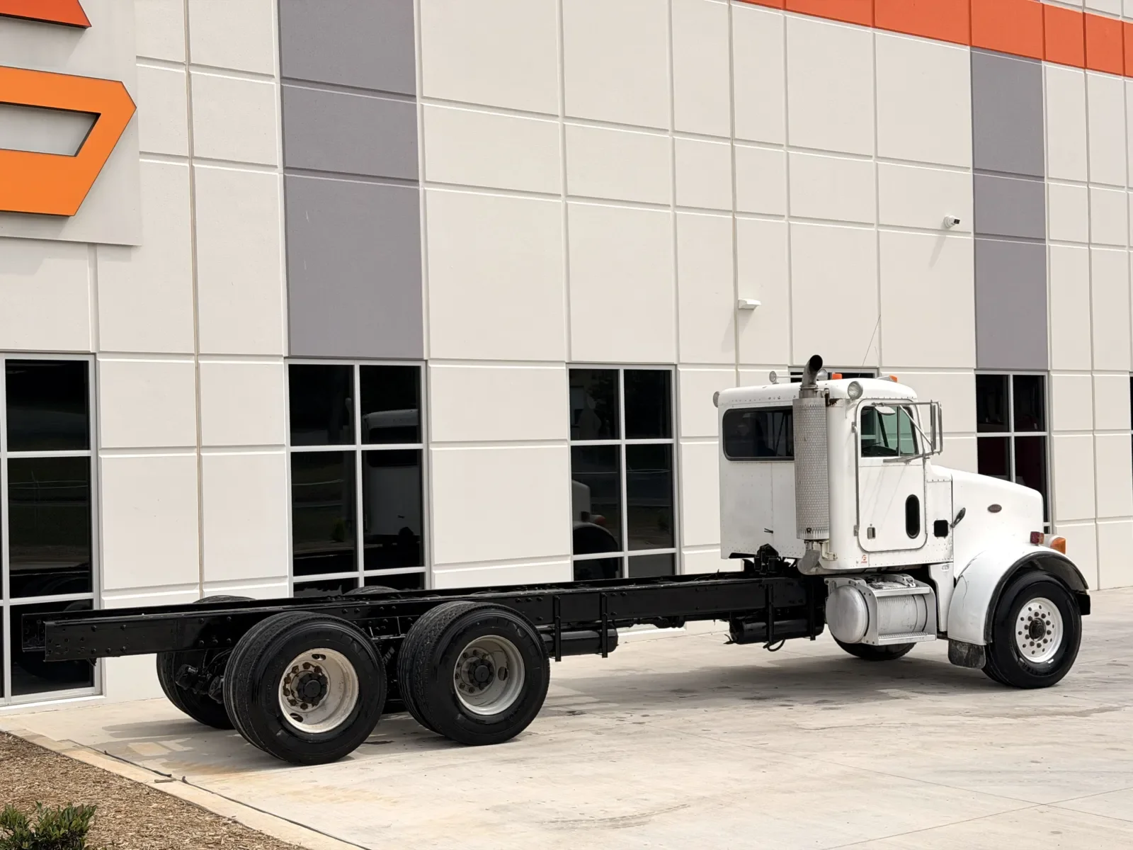 2000 Peterbilt in Greer, SC — photo 5