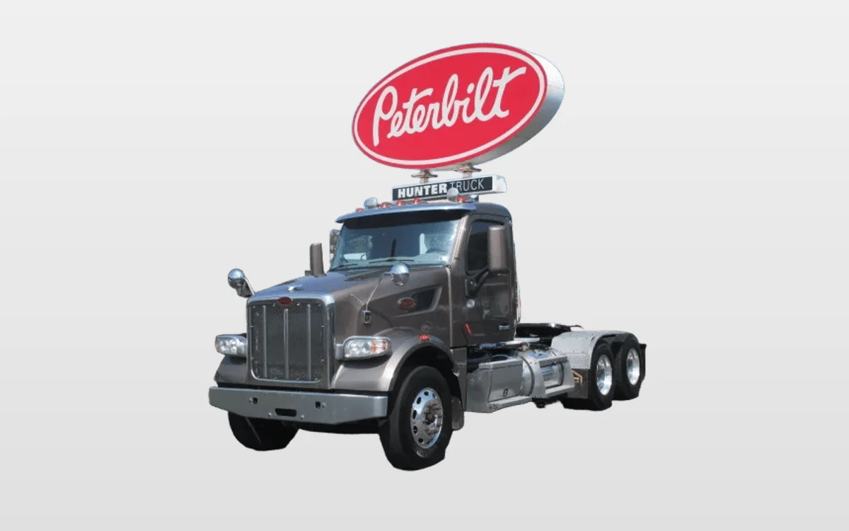 2020 Peterbilt 567 - image 1