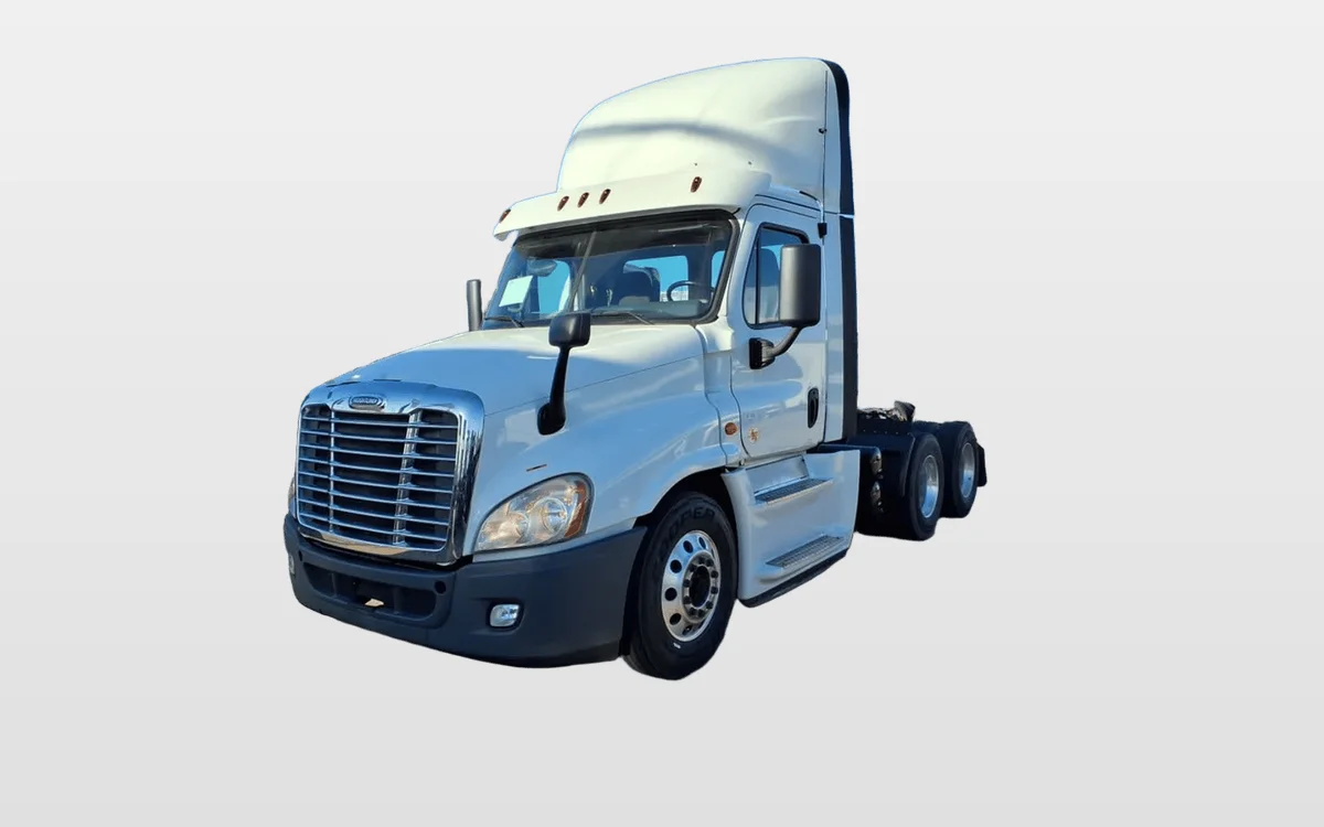 2019 Freightliner - image 1