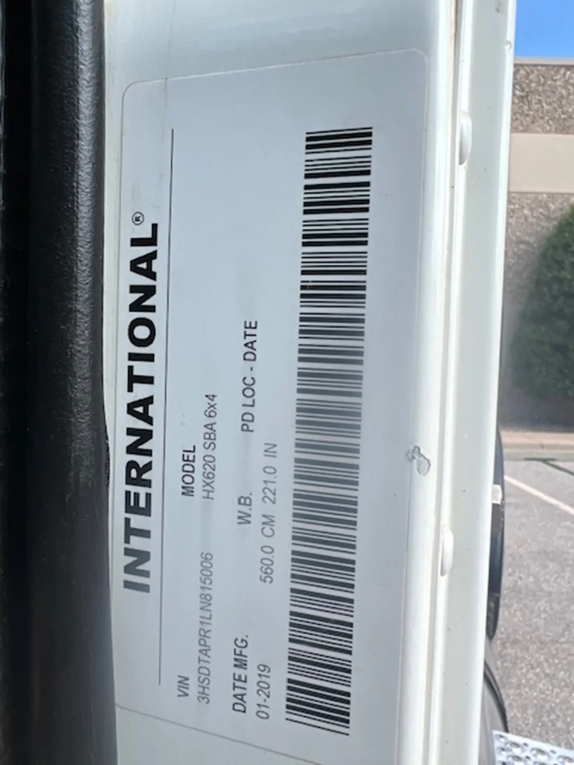 2020 International HX - image 7