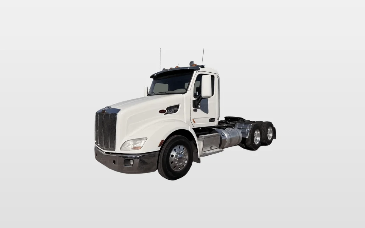 2020 Peterbilt 579 - image 1