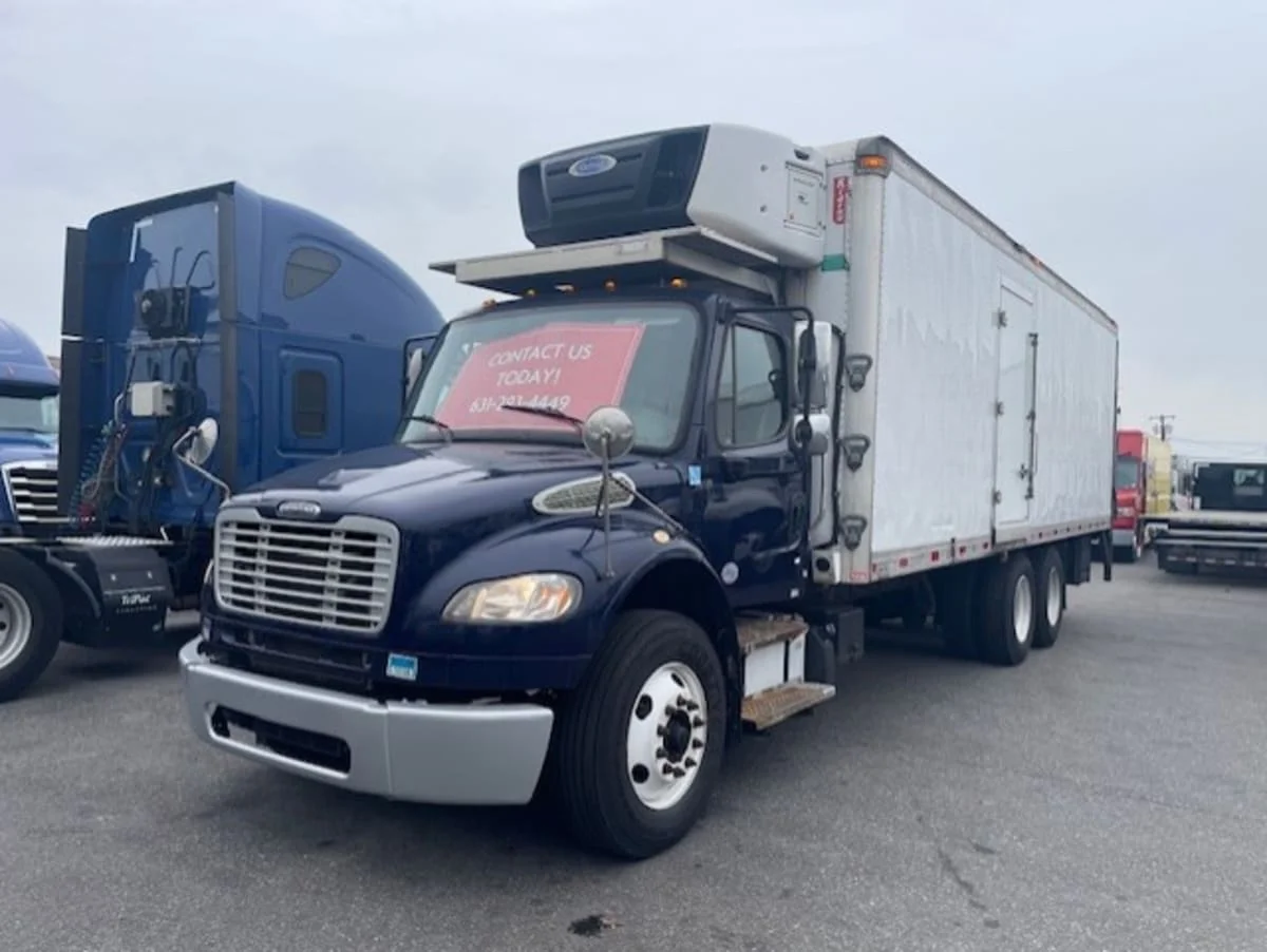 2019 Freightliner M2 106 in Farmingdale, NY